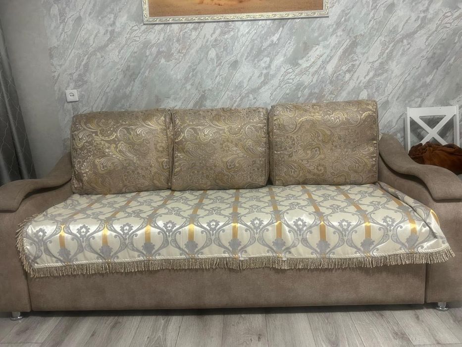 Продается диван и кресло