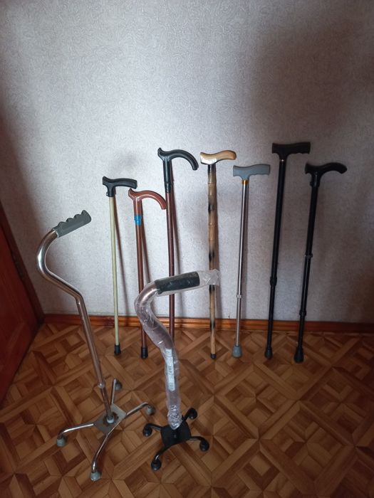 Трость  4х опорная. Трости б/у и новые.