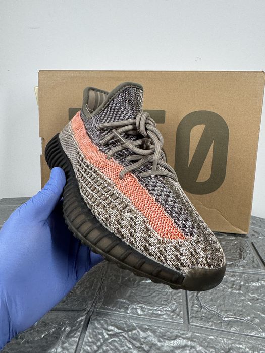 Yeezy 350 v2 Ash Stone
