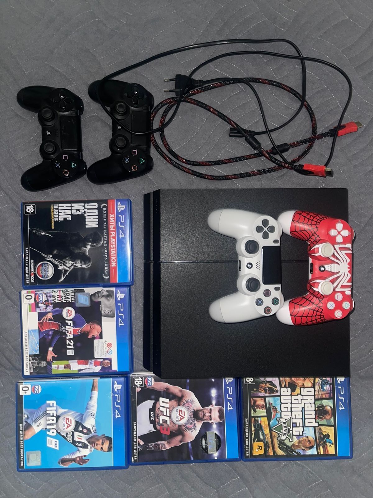 Продаю PlayStation 4