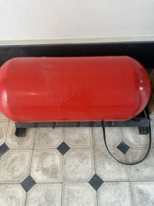 Tayyor 100tali Metan gaz balon 4-pokileniya