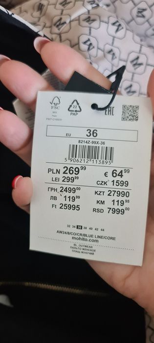 Geaca femei noua impermeabila