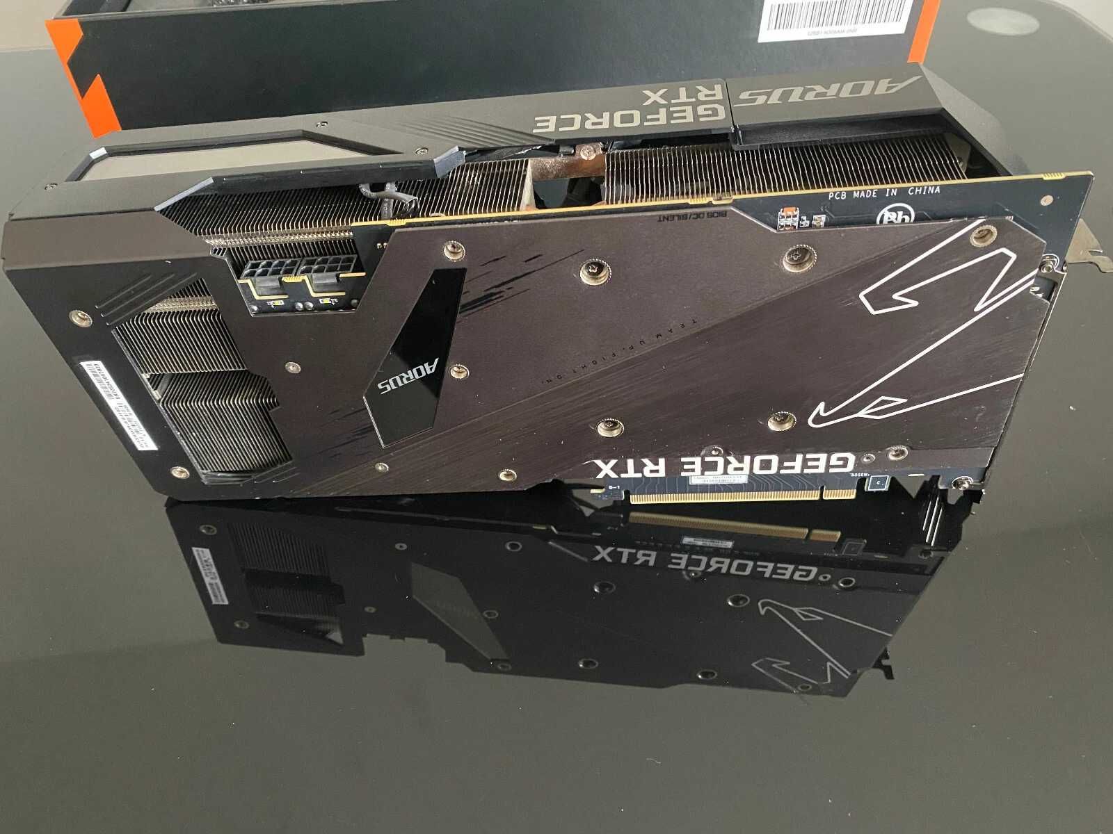 Placa video AORUS MASTER GeForce RTX 3080 de 10 GB GDDR6X pe 384bit