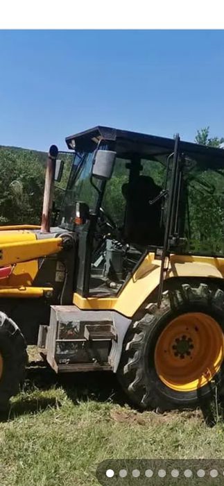 Buldo escavator MF MODEL 860