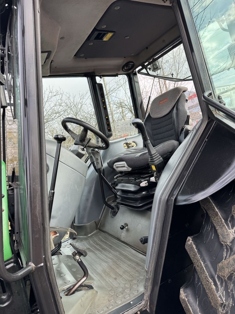 Tractor Valtra A95 Cu Încarcator Frontal