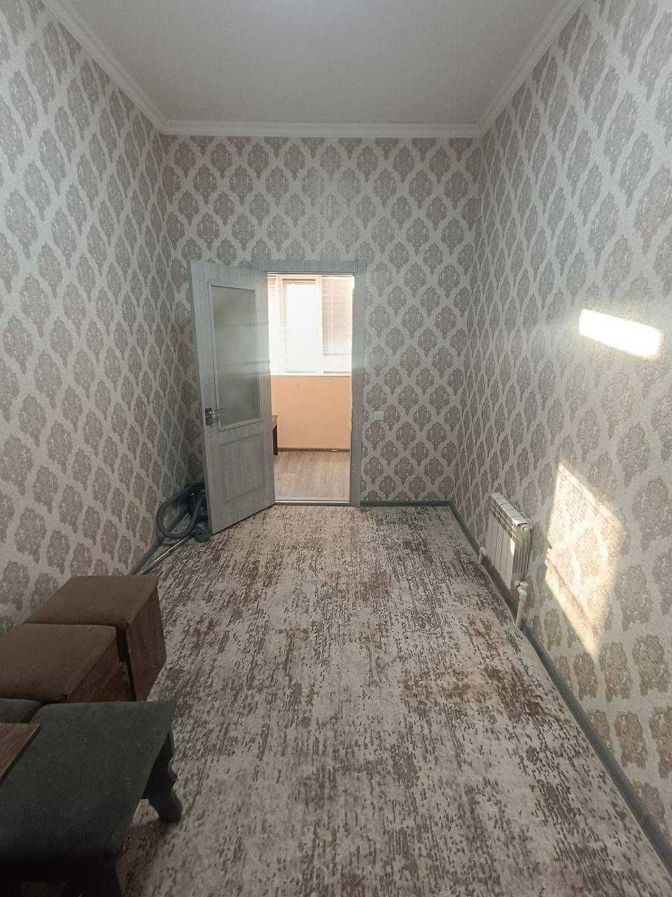 2 хоналик килинган 3 этаж янги дом,  экскаваторный, 24-25 автобаза