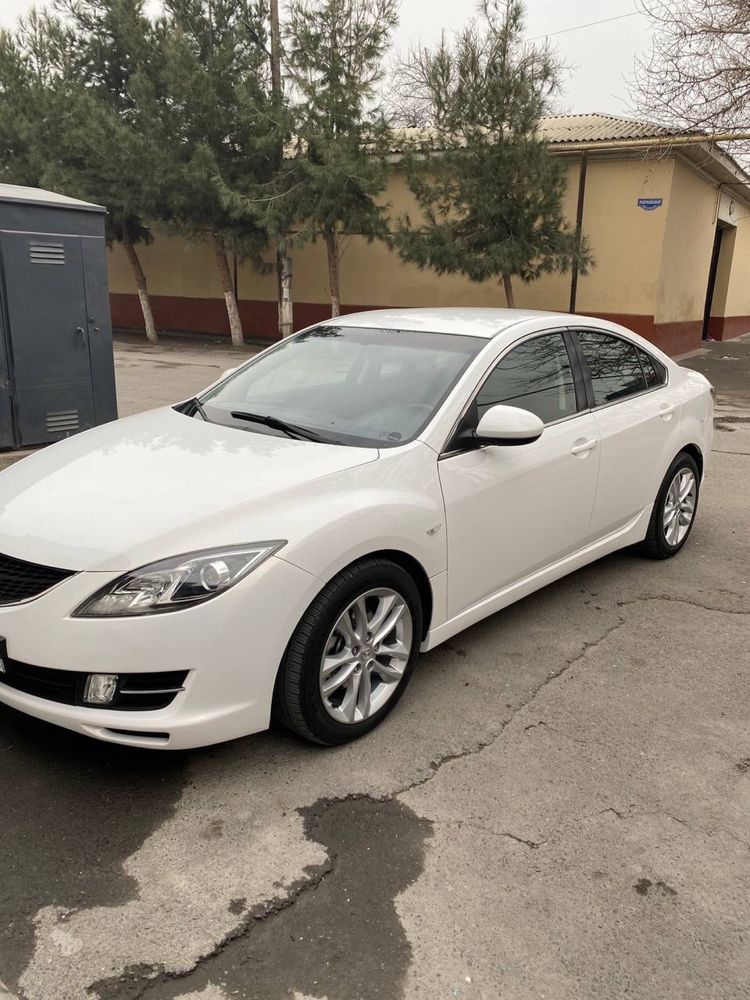 Sotiladi Mazda 6