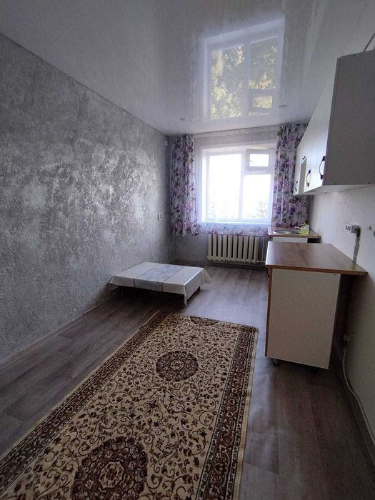 Продам 4 комнатную квартиру