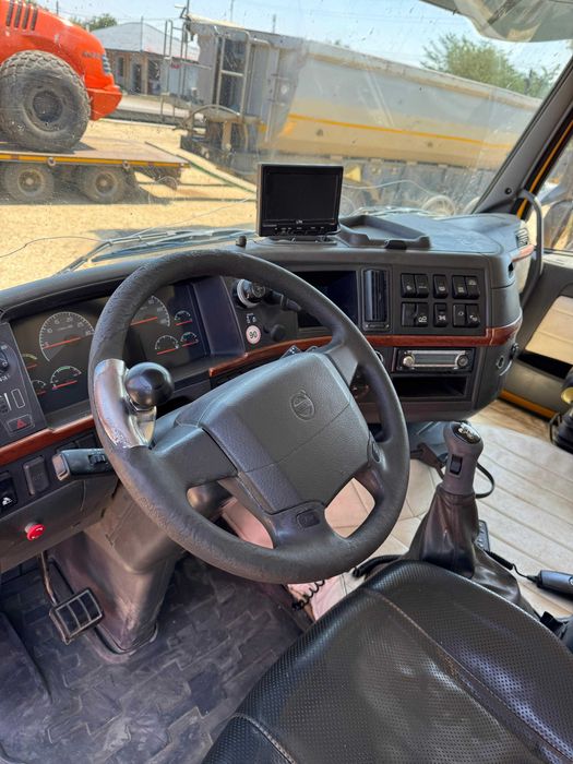Camion Volvo FH 440