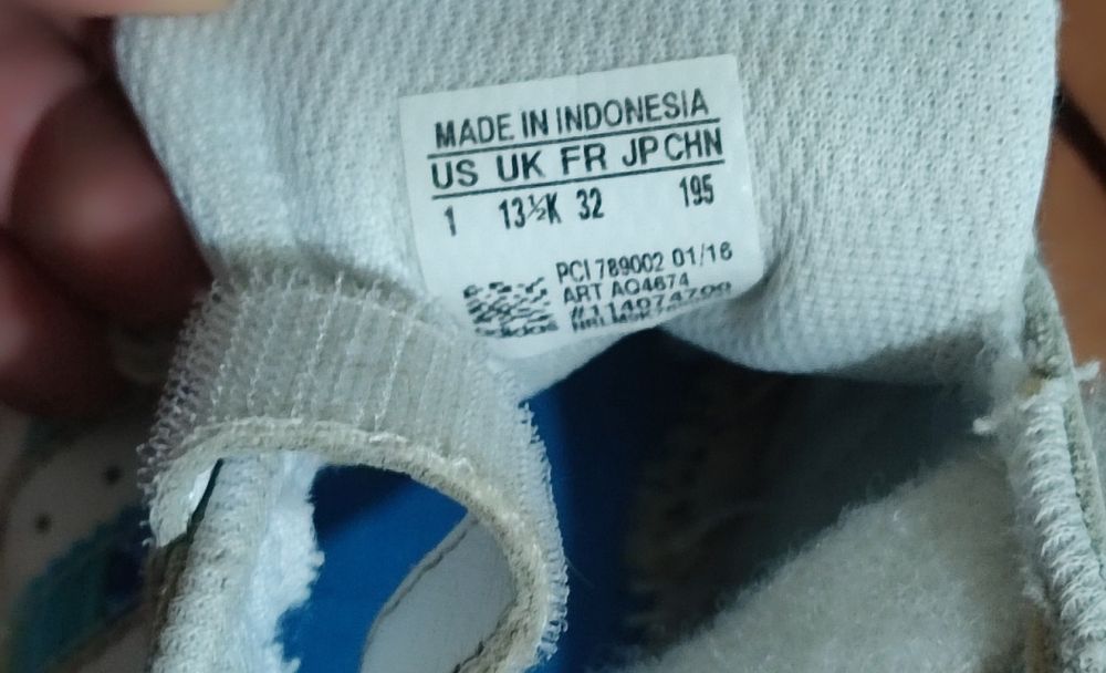 Adidas Superstar кожени маратонки с лепки, номер 32