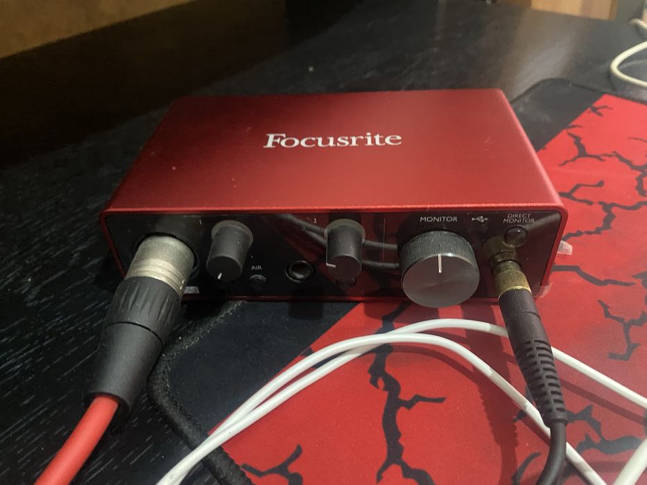 Звуковая карта Focusrite Scatlet Solo 3rd gen
