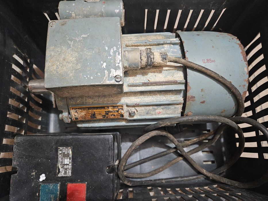 Монофазен ел. мотор 1.1 kw 2890 оборота 220v и ПВ