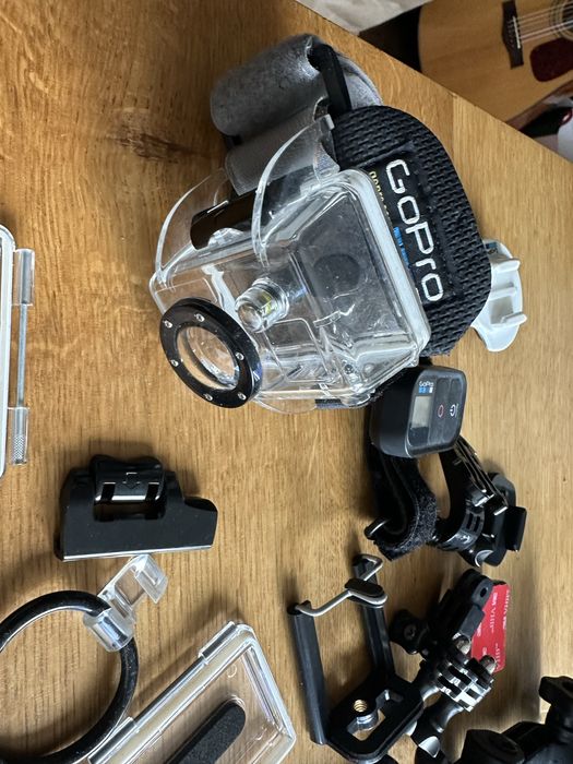Камера Go pro Hero 2 плюс части за нея.