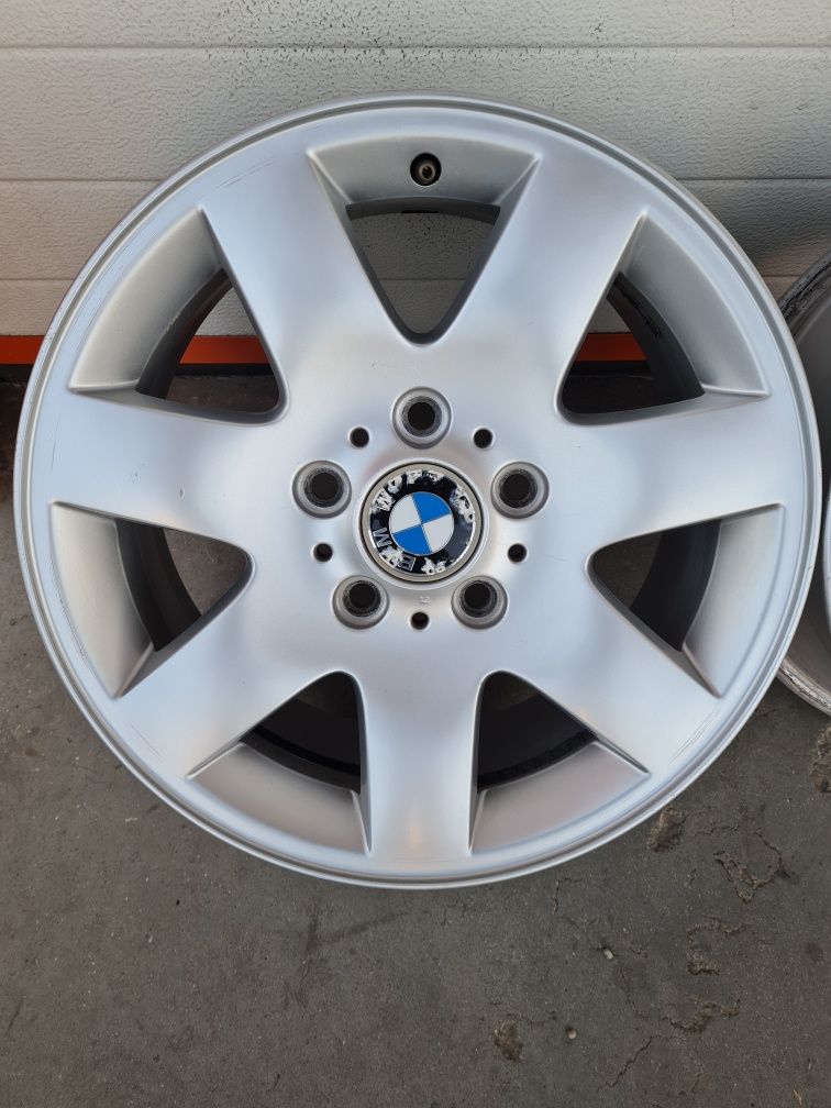 Оригинални джанти за BMW R16 5x120 ET47 7J