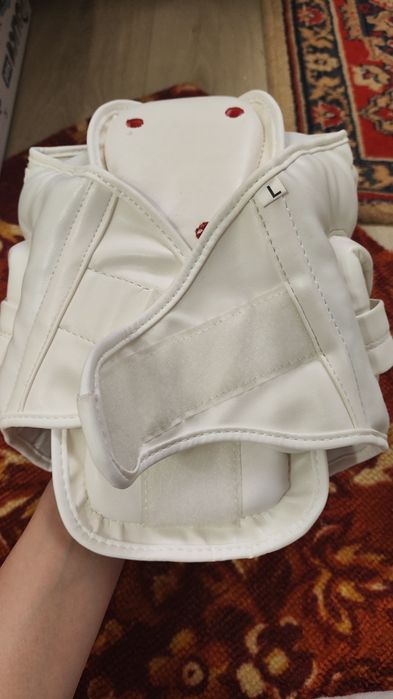 Шлем L и протектор M для каратэ