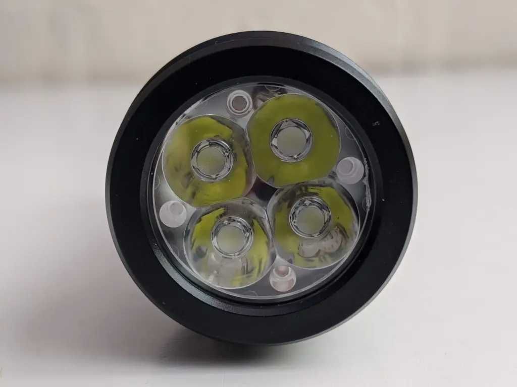 Lanterna LED Sofirn IF25A 3800 lumeni