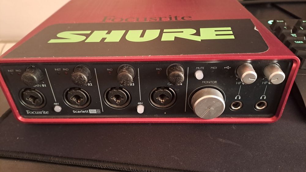 Аудио Интерфейс Focusrite 18i8