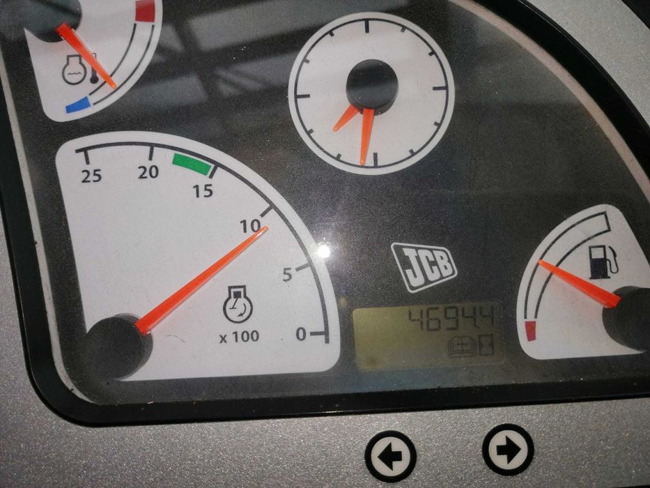 Incarcator frontal telescopic JCB 535-125