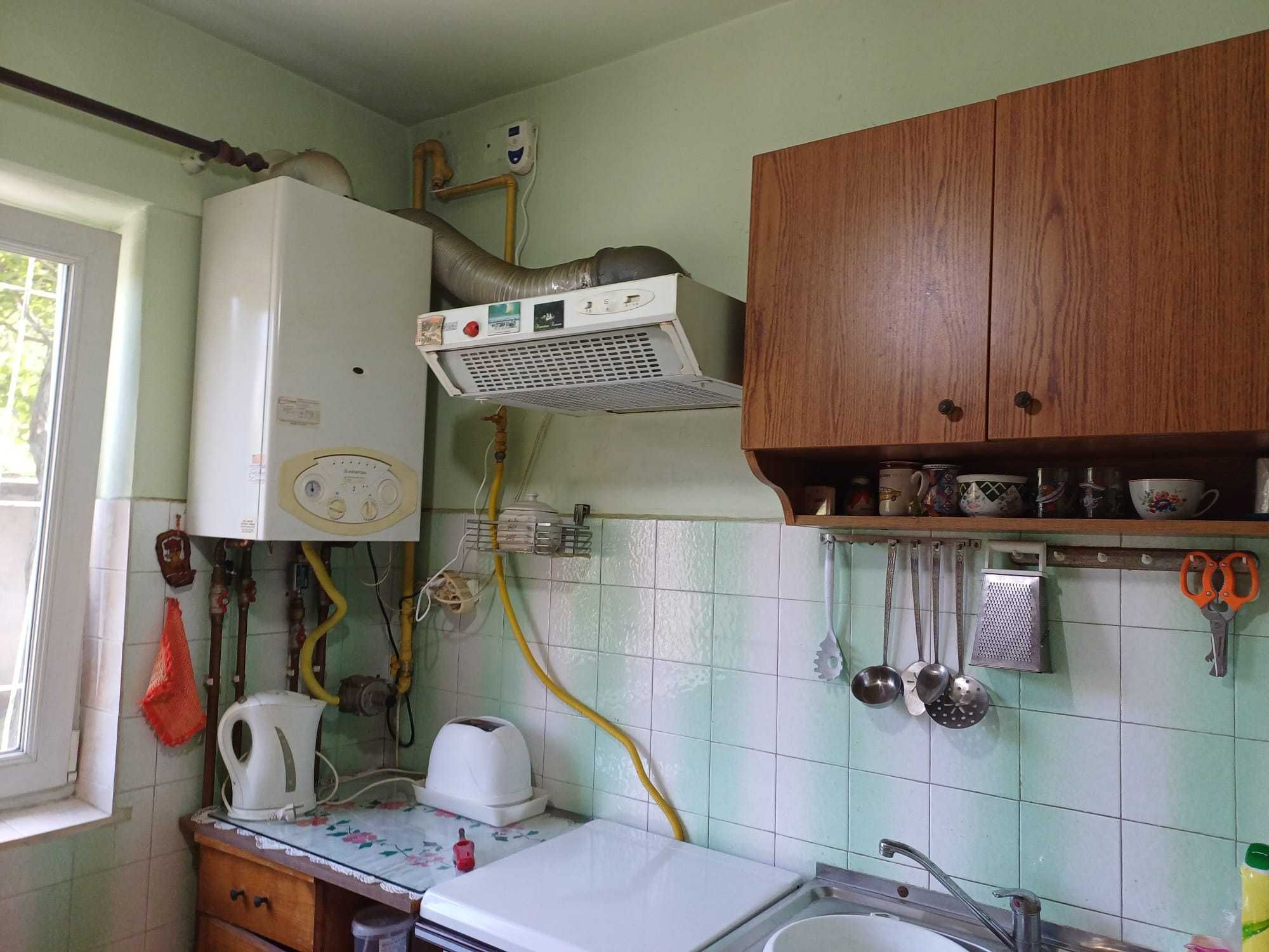 Dacia de inchiriat apartament cu 2 camere la parter decomandat