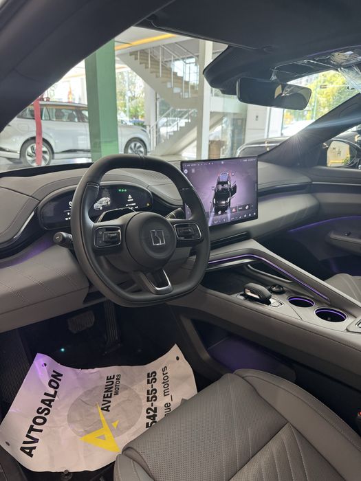 Zeekr 001 Full z sport tayyor
