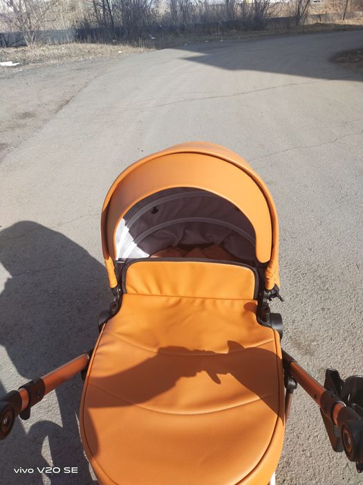 Продам детскую коляску