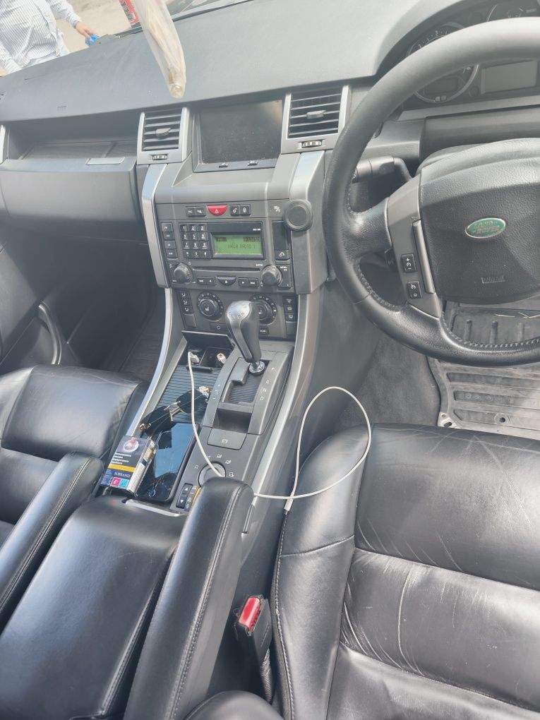 Lend Rover Sport
