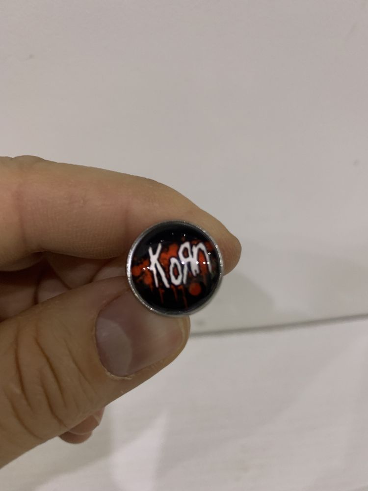 AC/DC, Korn, Slipknot - значки, обеци, медальони (нови)