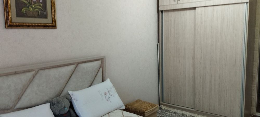 Квартира с хорошим ремонтом и мебелью.