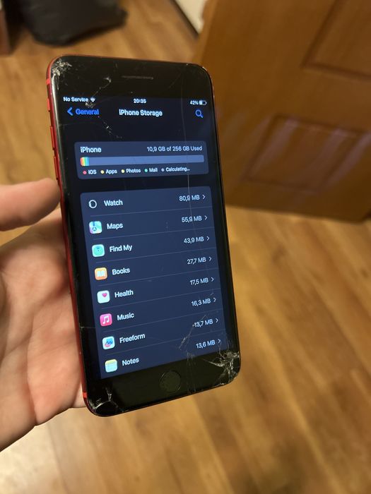iPhone 8 Plus 256GB Red 89% Battery Health работещо Touch iD