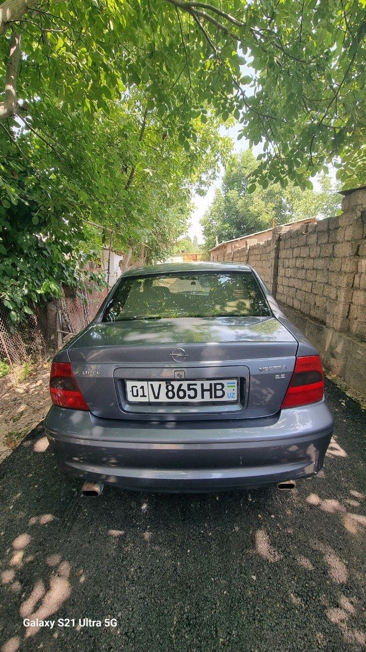 Sotuvda Opel vektra 2.2
