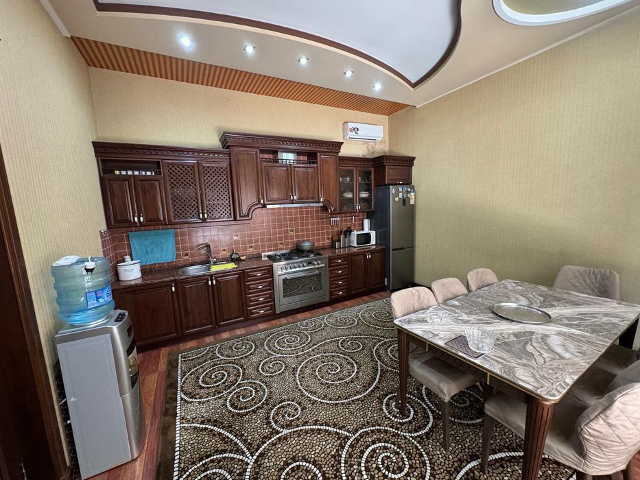 Аренда участка под гостиница на Яккасарайский район срочно!