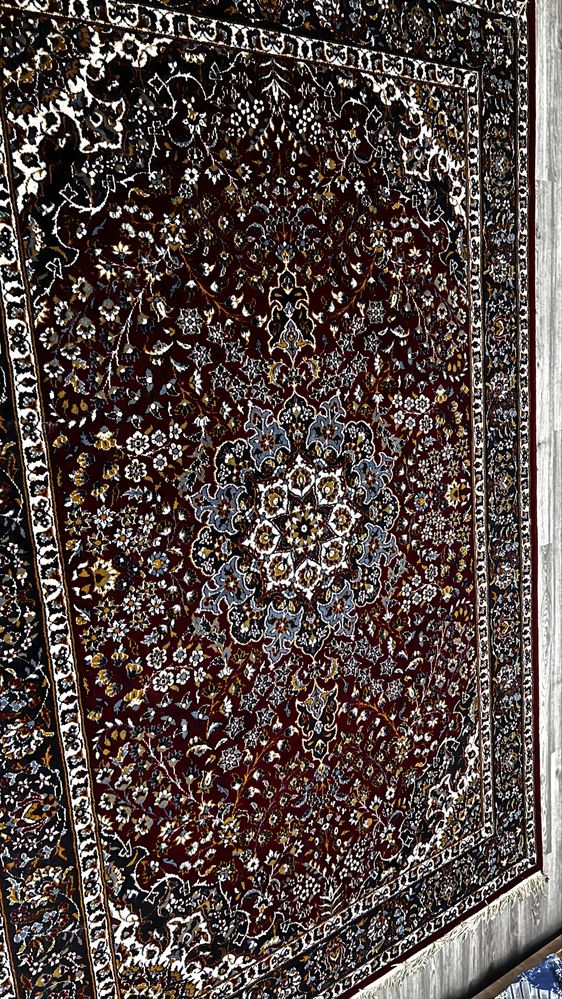 Продам палас 2*3 и дорожку 3,20* 1,20