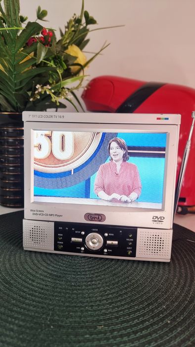 Tv  video mp3 Trevi , 7 inch , la 12v ,perfect  !