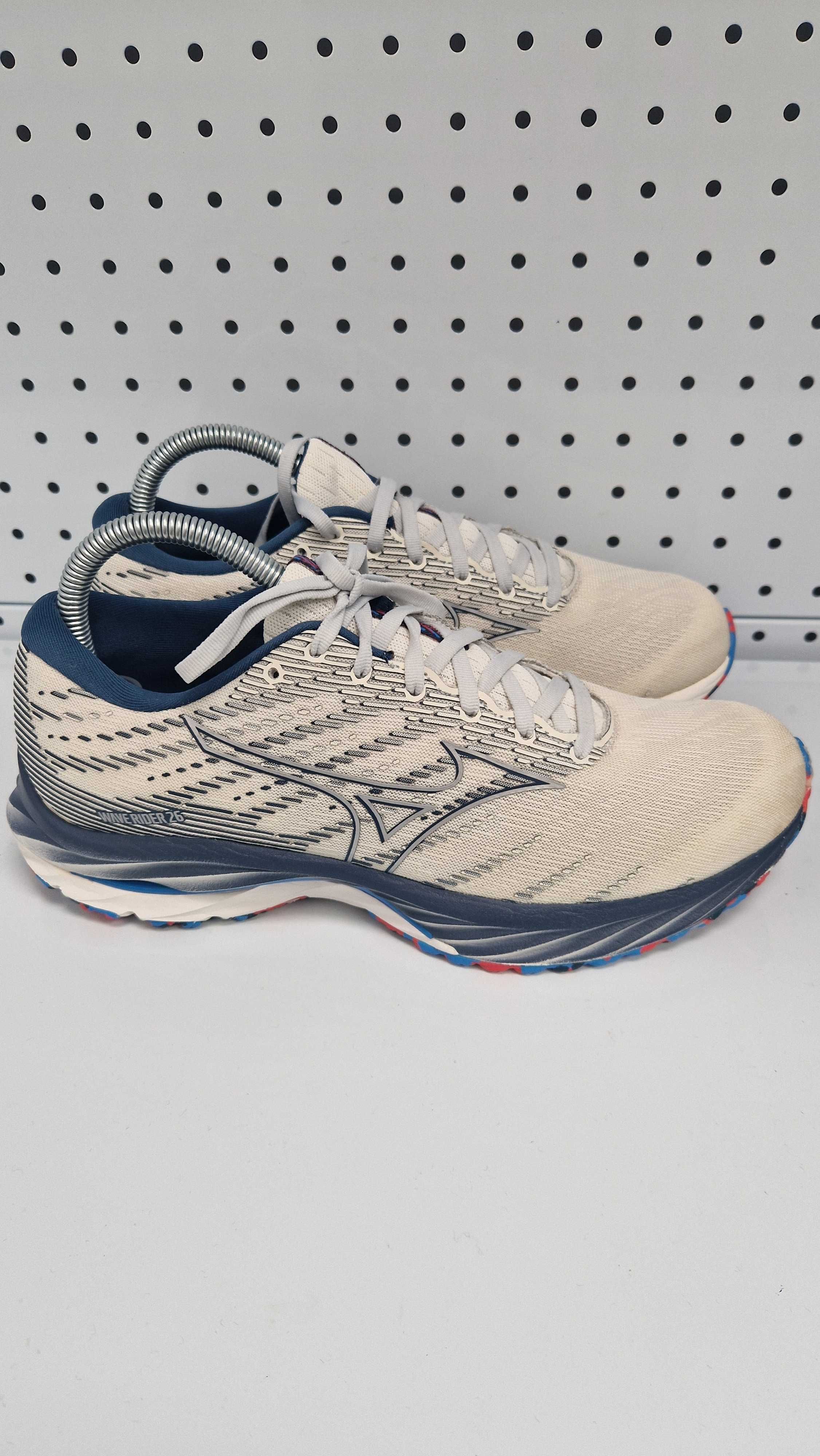 Оригинални дамски маратонки- Mizuno