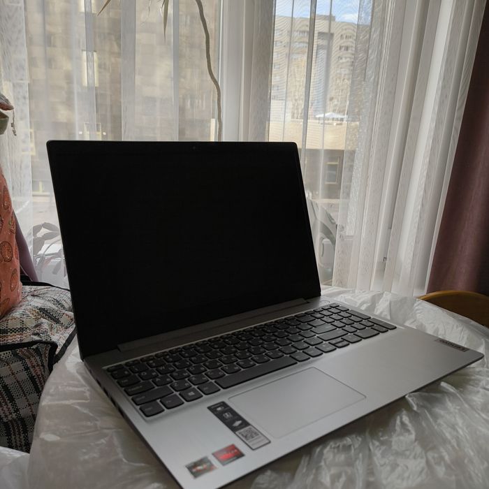 Ноутбук Lenovo ideapad 3 | 8гб ОЗУ/256гб SSD