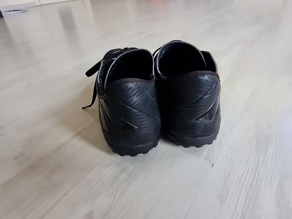Мъжки маратонки, обувки Adidas nemesis, nemeziz
