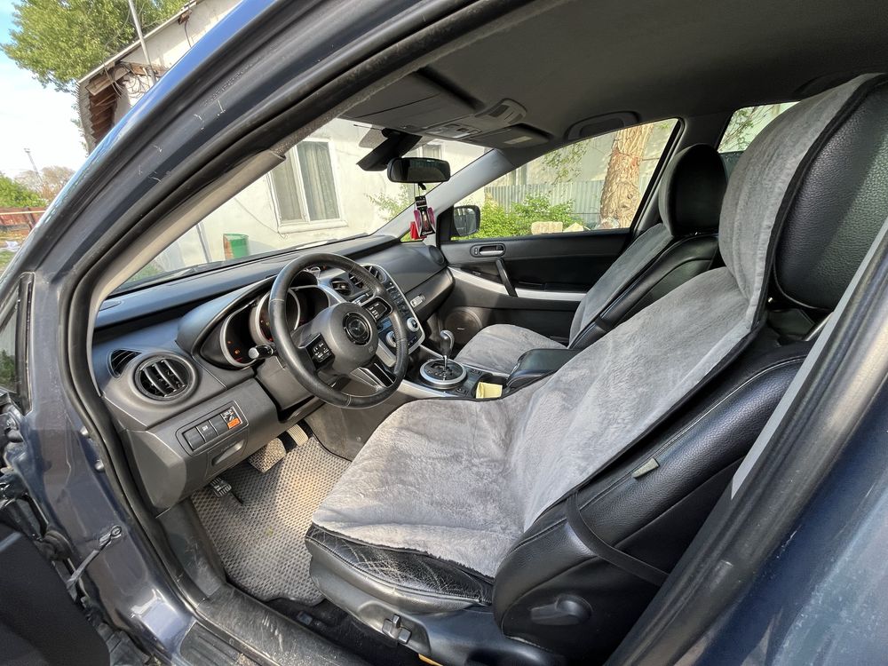 Продаю машину Mazda CX-7