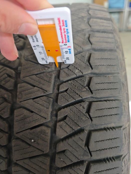 Гуми Bridgestone Blizzak WS90 – 215/55 R17
