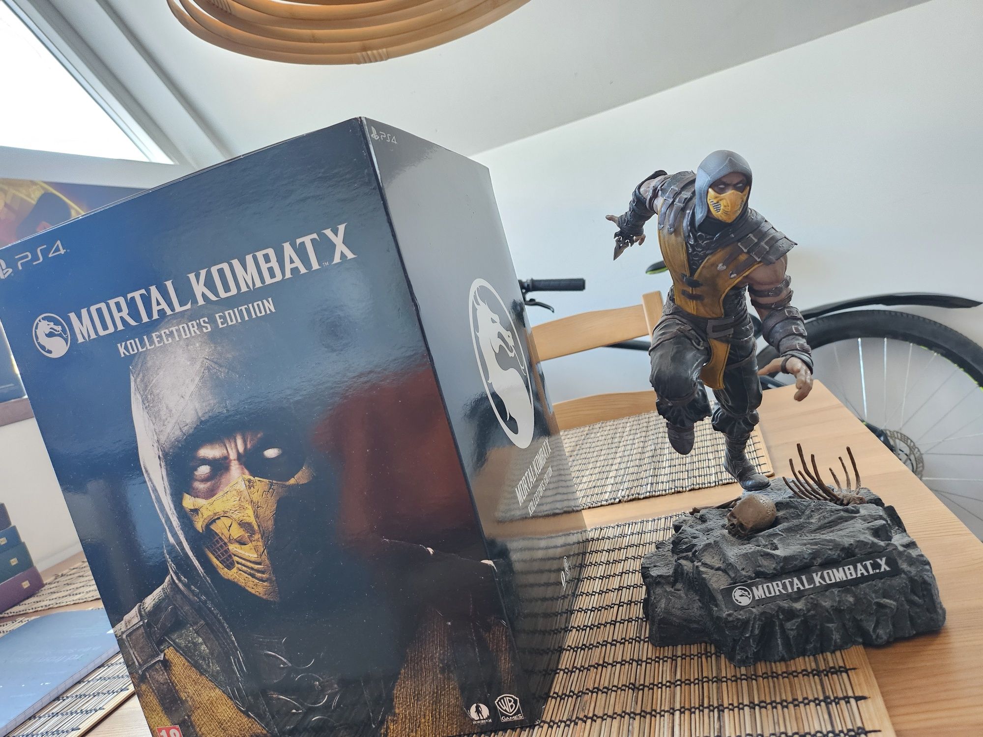 Mortal Kombat X Scorpion statue PS5, PS4