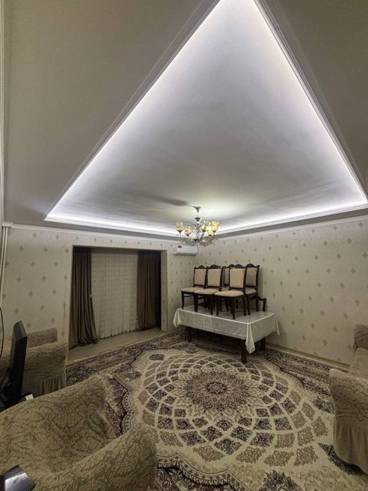 Срочна продаётся своя 2 х комнатная квартира на себзаре рядом Ат терми