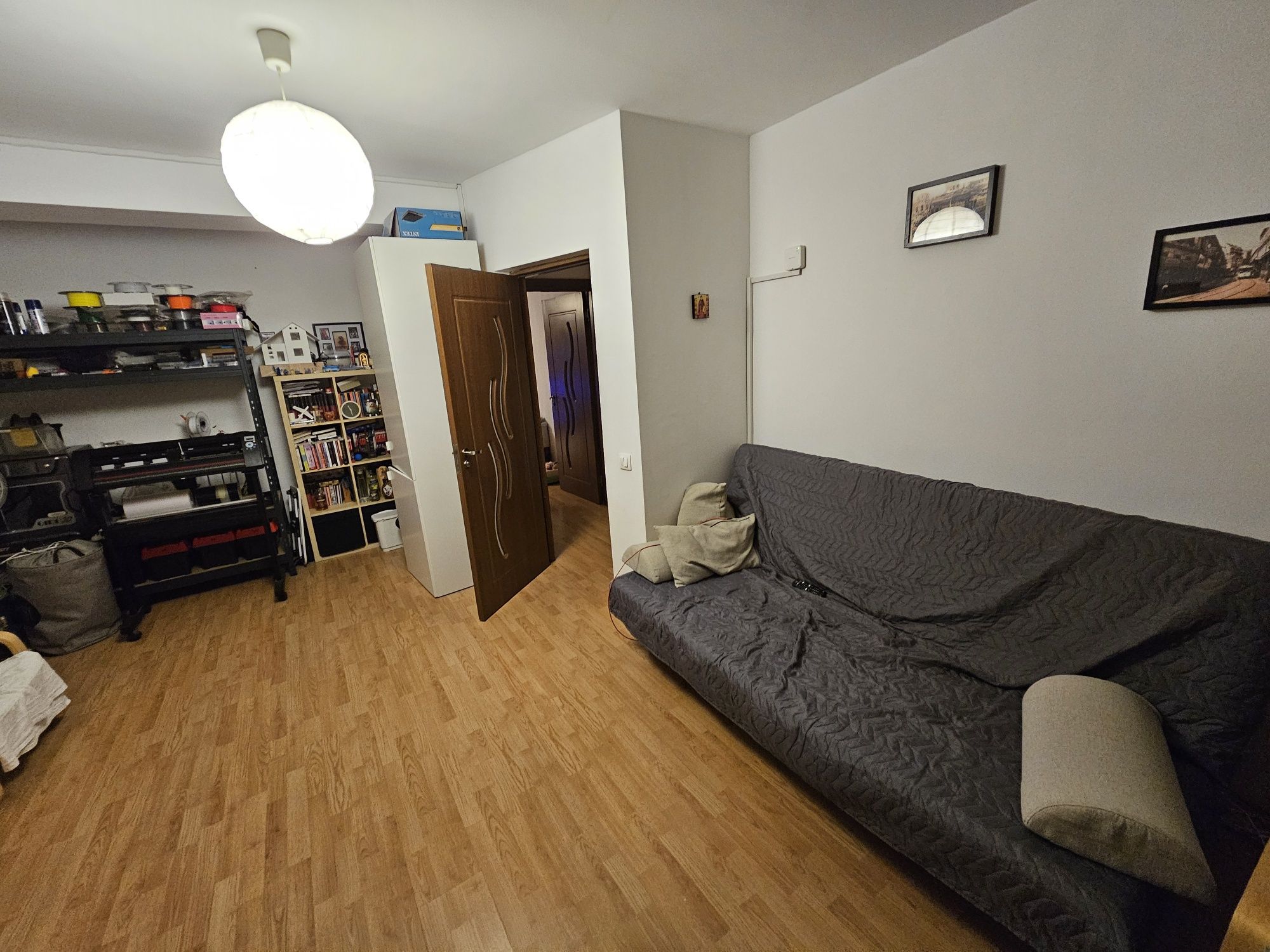 Inchiriez apartament 2 camere pet friendly