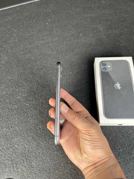 Iphone 11 128 gb hotirali batare 74%