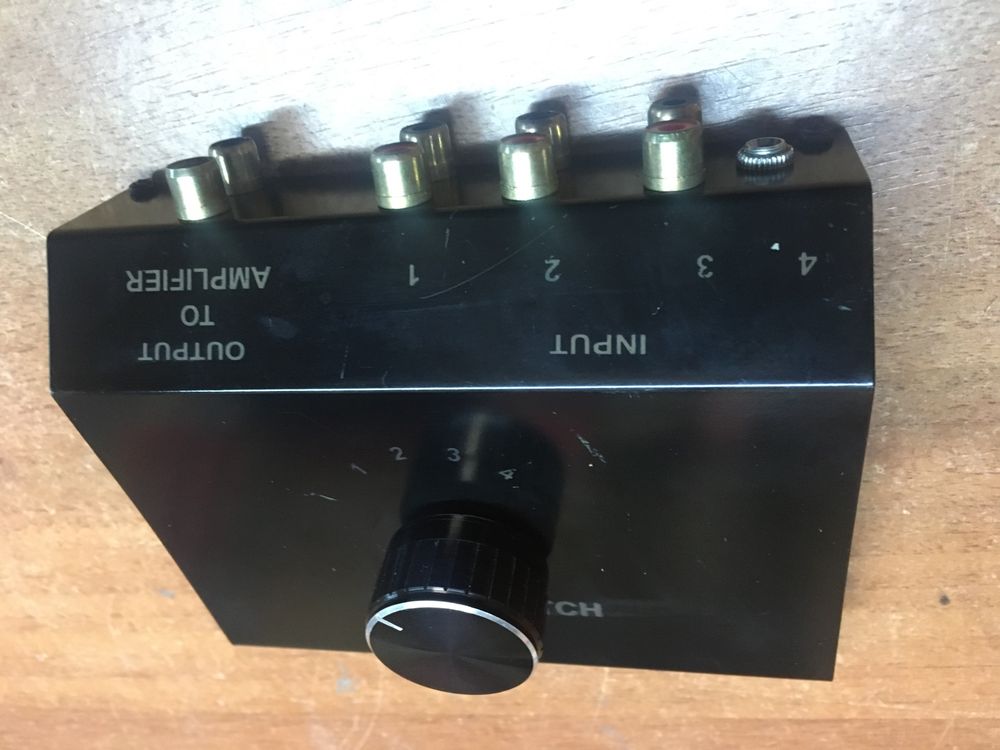 Аудио превключвател за високоговорители audio switch