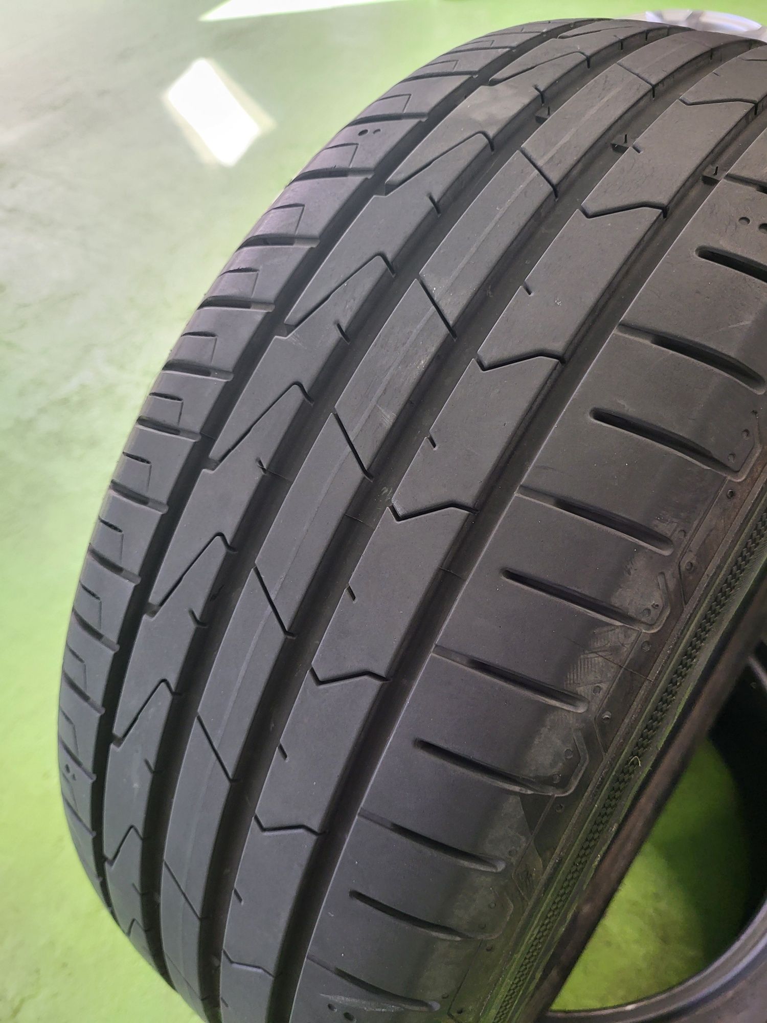 2 бр 225/50/16 Hankook летни гуми