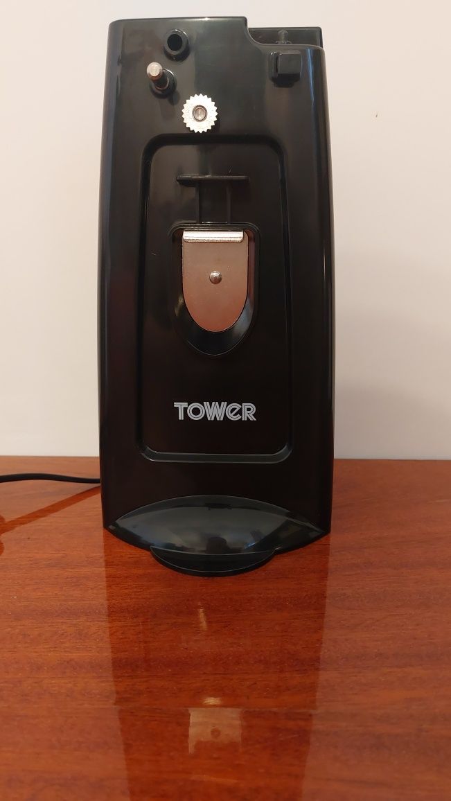 Deschizător electric conserve Tower 3in1