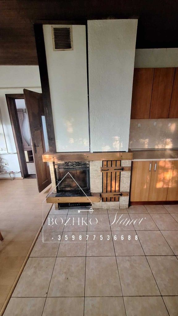 Продава се Къща в с. Горен чифлик, Област Варна - 115 кв.м за 514 €/кв.м - Снимка #9