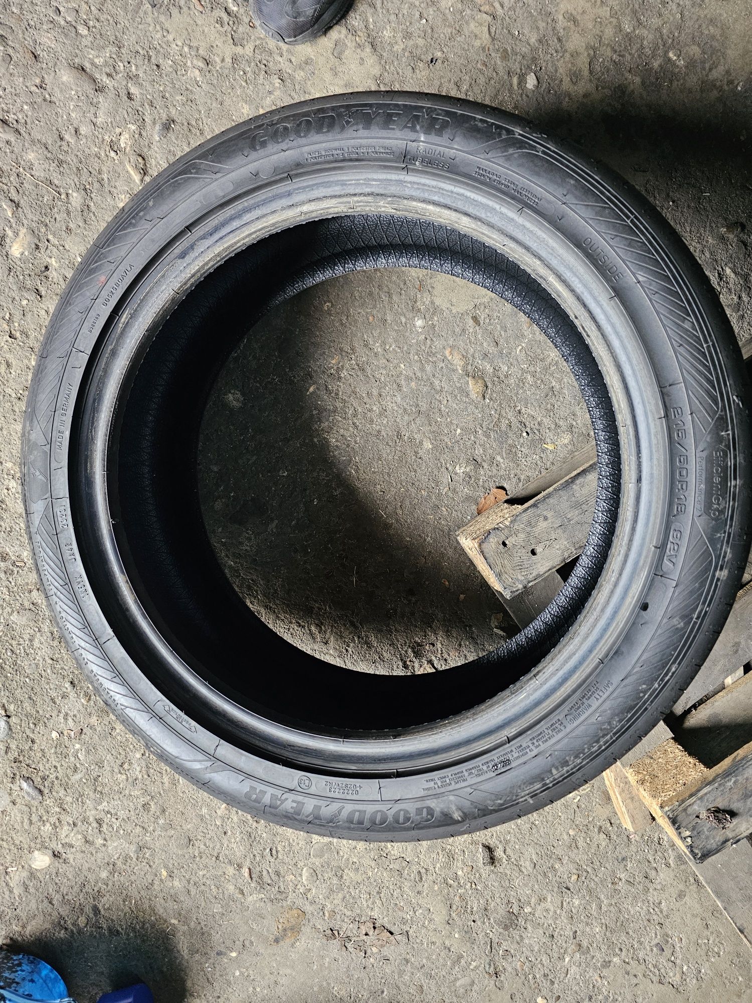 4 anvelope vara noi 215 50 18 Goodyear 2023