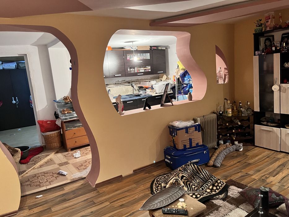 Къща с голям двор – с. Есеница, Варна