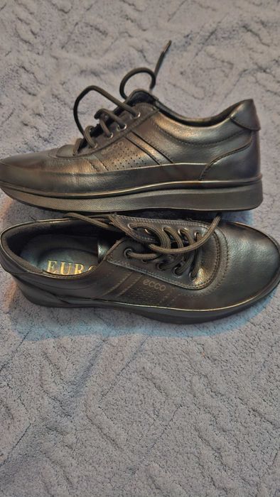 Продам обувь для мальчика