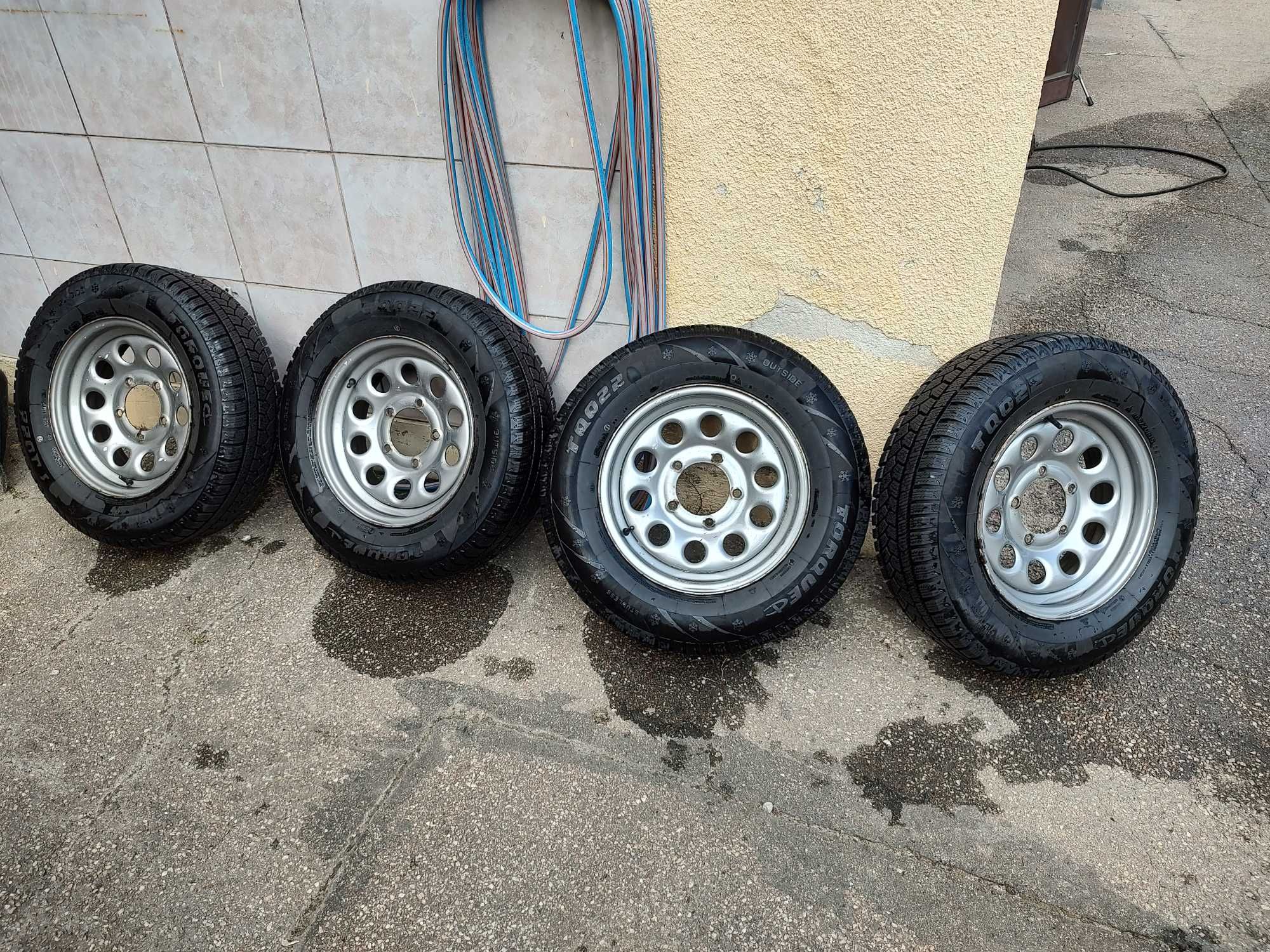 Vand Jante cu anvelope 205/70 R15